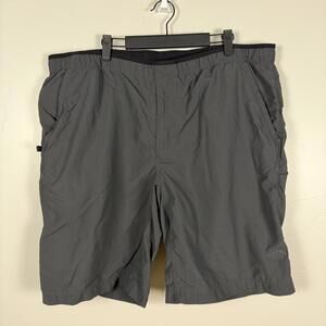 The North Face Mens XL Outdoor Hiking Shorts Gray Lightweight Trail Performance